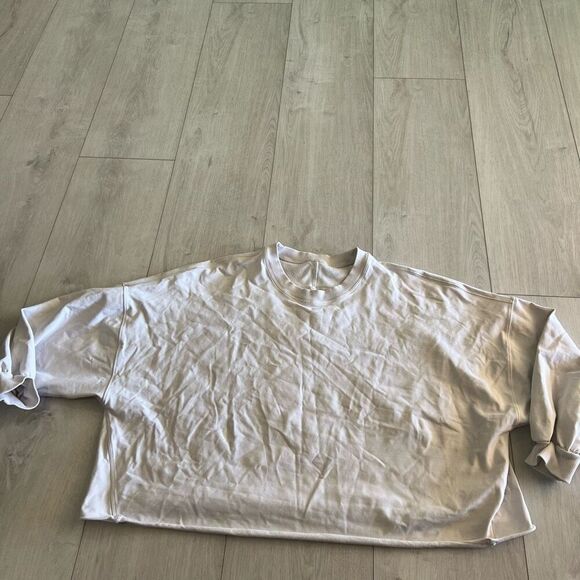 Lululemon women’s crop sweater size L - Picture 1 of 6